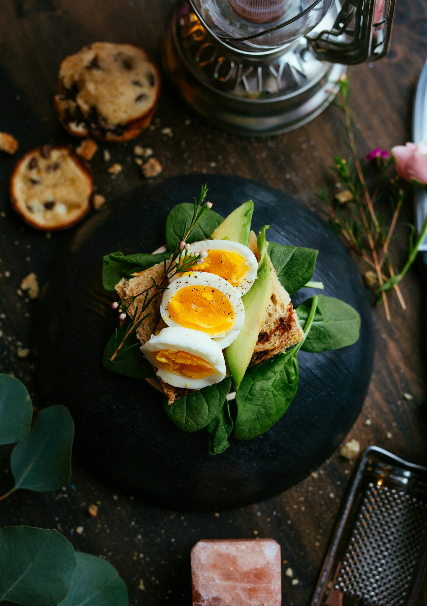 Avocado toast with an egg